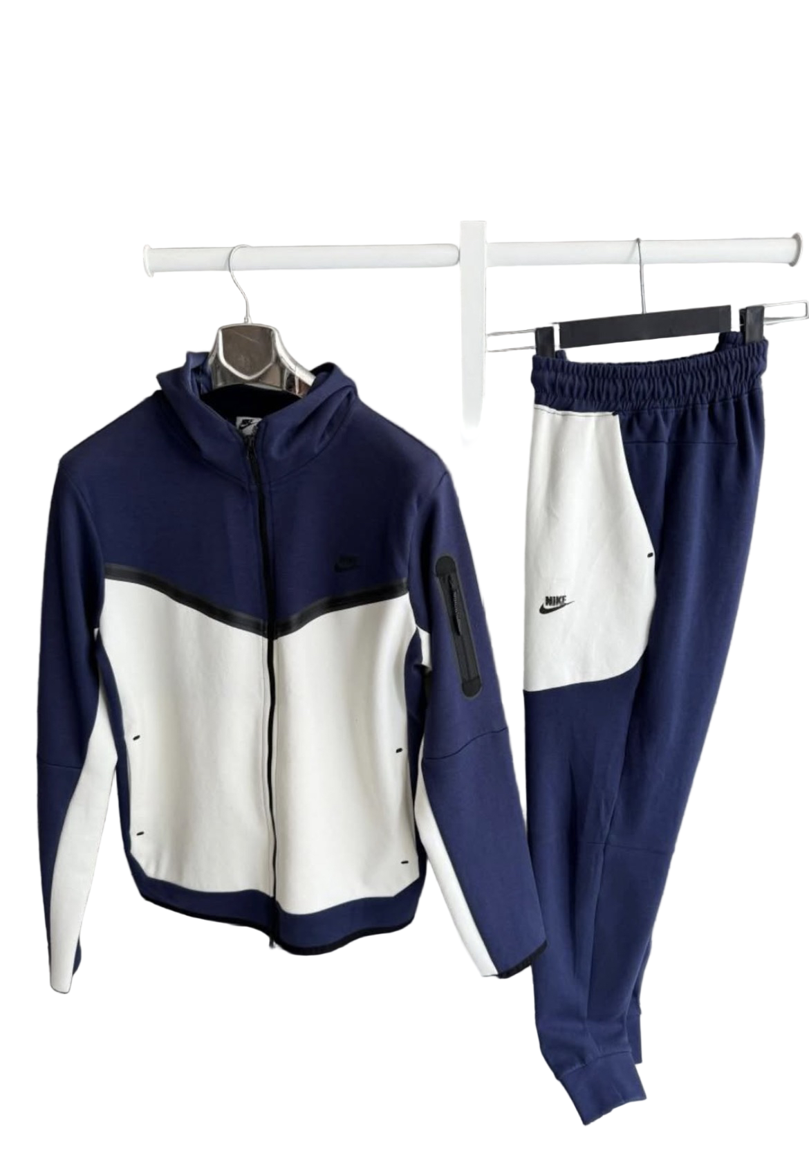 NIKE TECH FLEECE SET