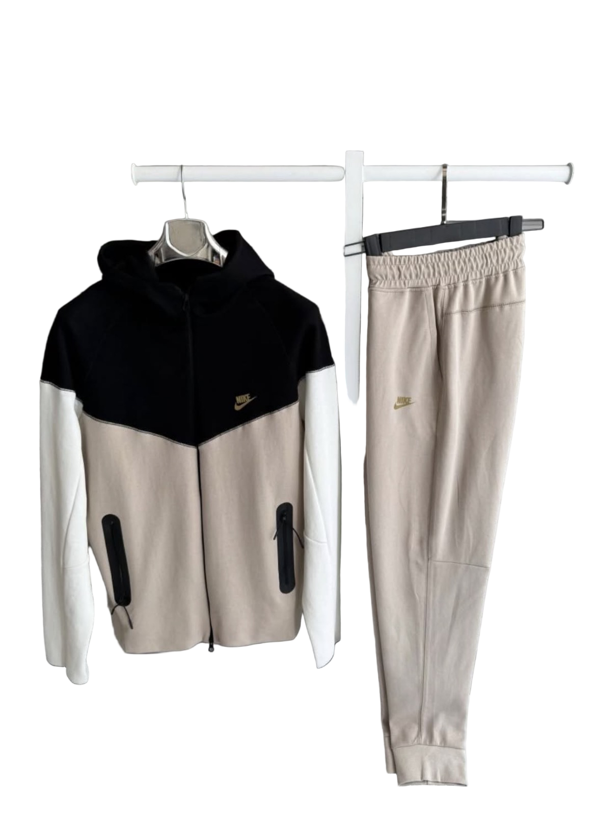 NIKE TECH FLEECE SET