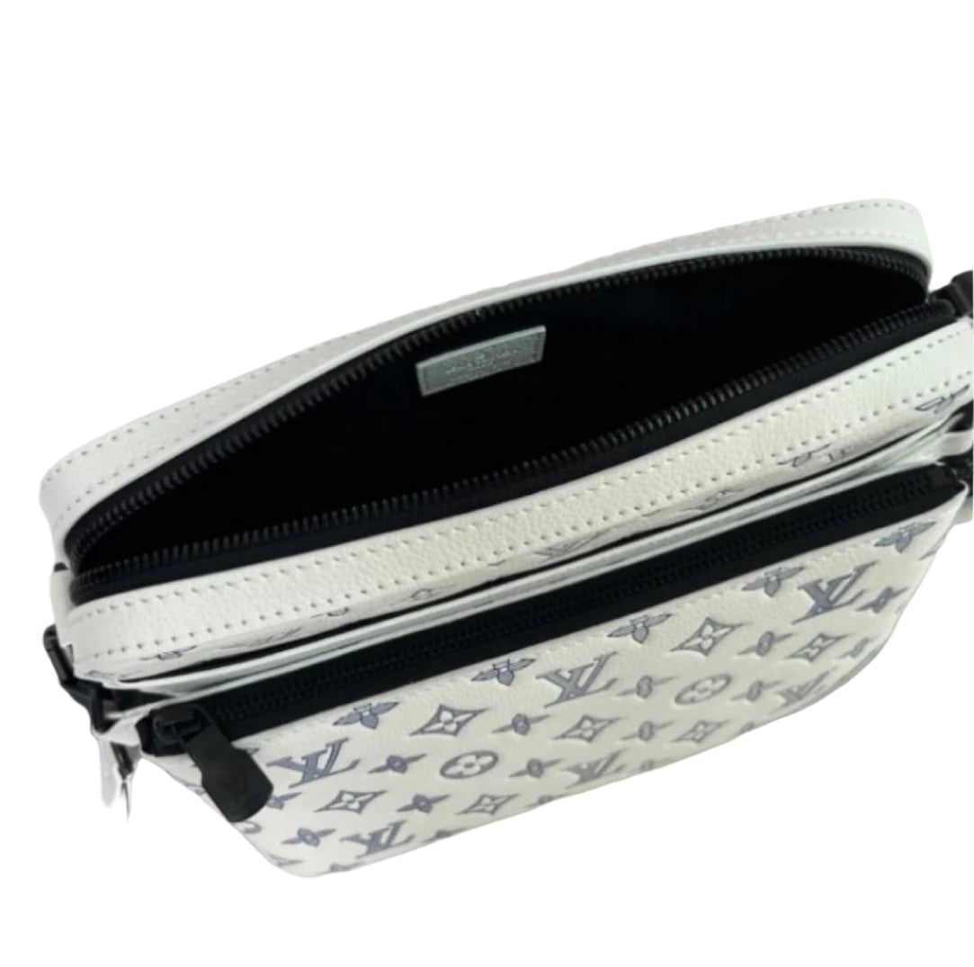 LV TRIO MESSENGER BAG